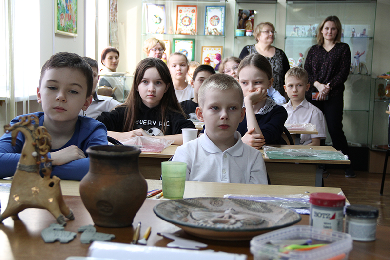 В мастерской керамиста