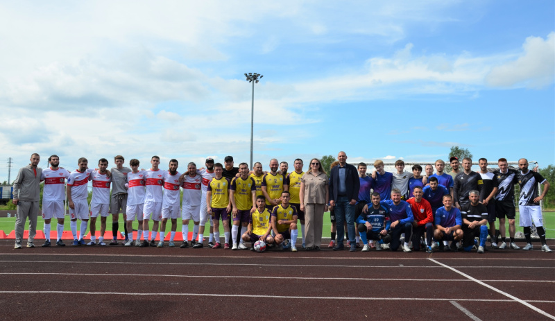 В Мегионе впервые стартовал Кубок главы города по мини-футболу