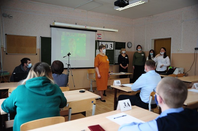 Экзамен сдают родители