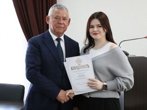 Вклад волонтеров в проведение переписи населения на территории Мегиона отмечен благодарностью руководителя Росстата