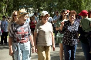 Жителей Югры учат молодеть на пенсии