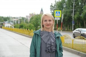 Нравится приносить людям радость...