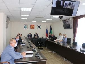 На заседании депутатской комиссии рассмотрены вопросы благоустройства Мегиона и Высокого