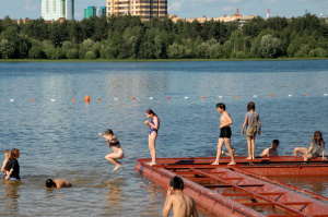 Прокуратура Югры в связи с гибелью детей на водоемах региона призывает родителей к внимательности